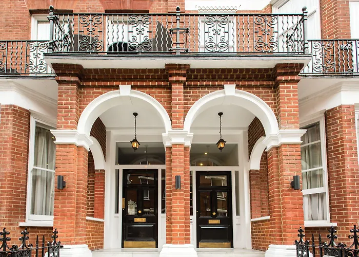 Presidential Apartments Kensington Londra